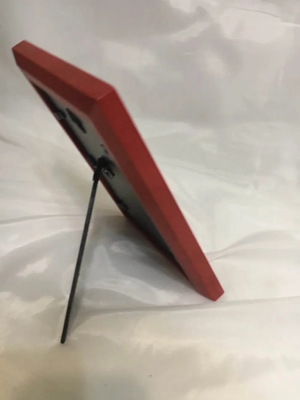 N/A unbranded red